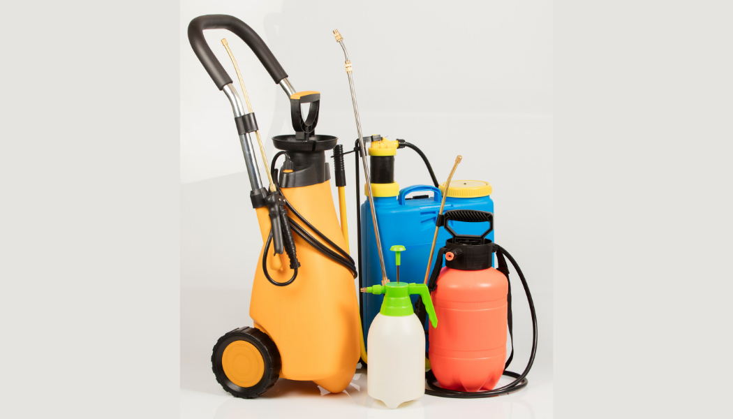 sprayer containers